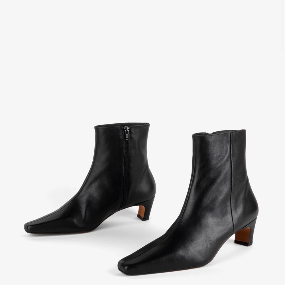 Never Been Worn - Intentionally Blank Lexi Kitten Heel